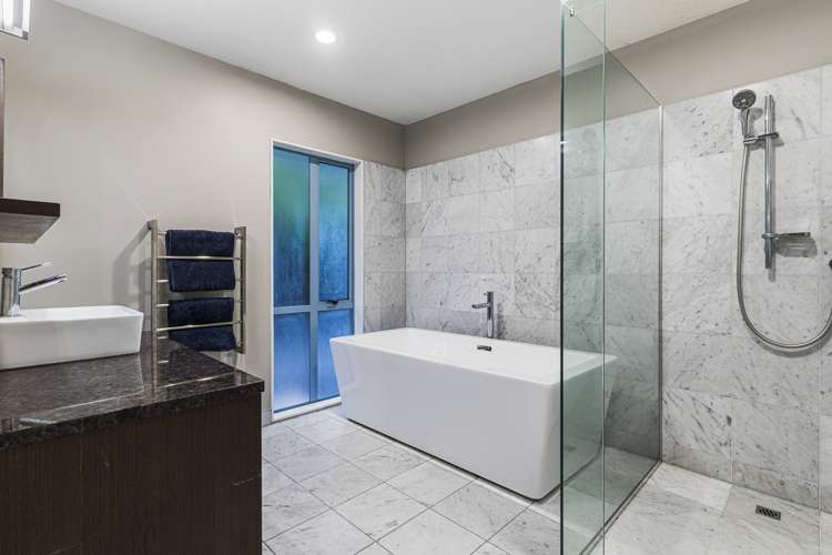 10 Saint Lucia Place Unsworth Heights_11