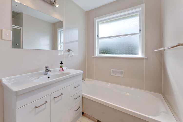 25 Longfellow Street Trentham_14