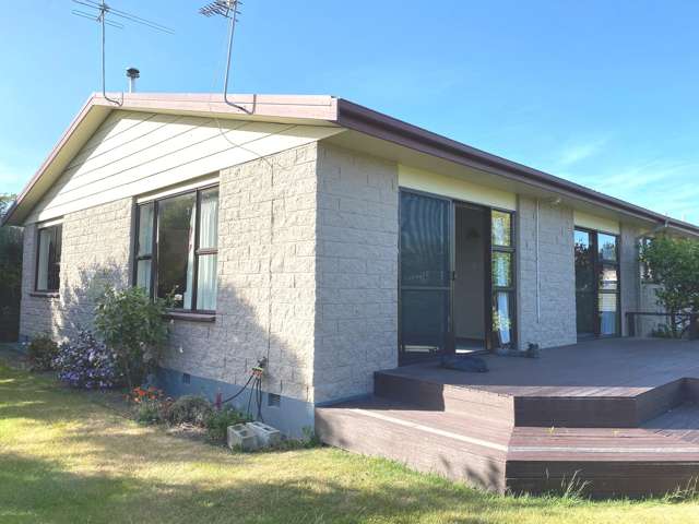 Spacious 4 bedroom Family Home