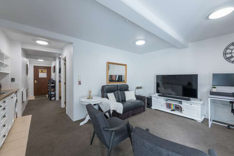 23/24 Quiet Woman Way Monaco_7