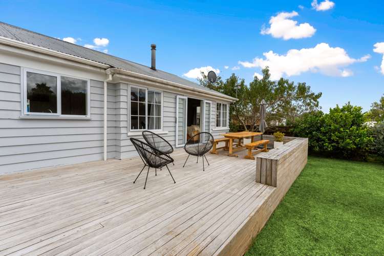 2 Buchanan Road Kingseat_15