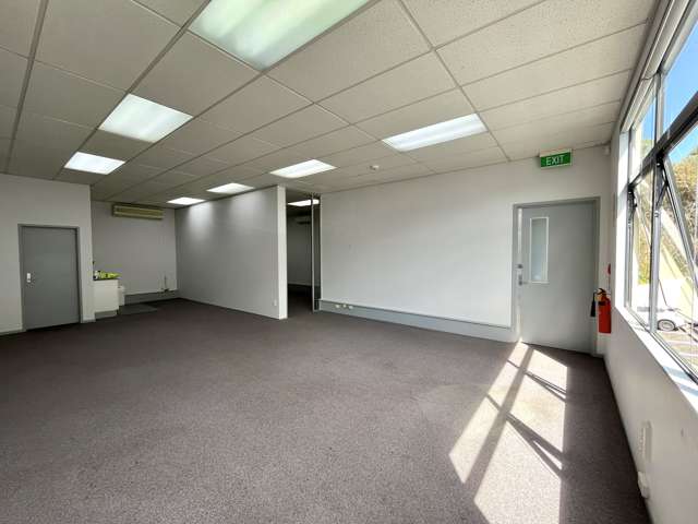 Unit P/383 Khyber Pass Newmarket_1