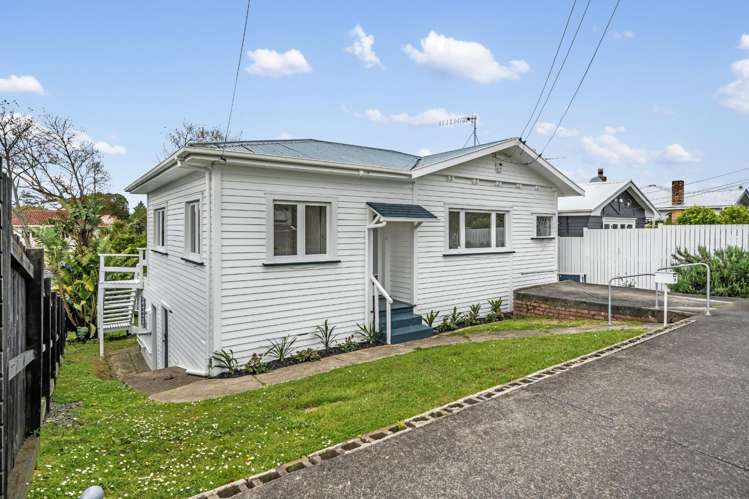 35 Premier Avenue_0