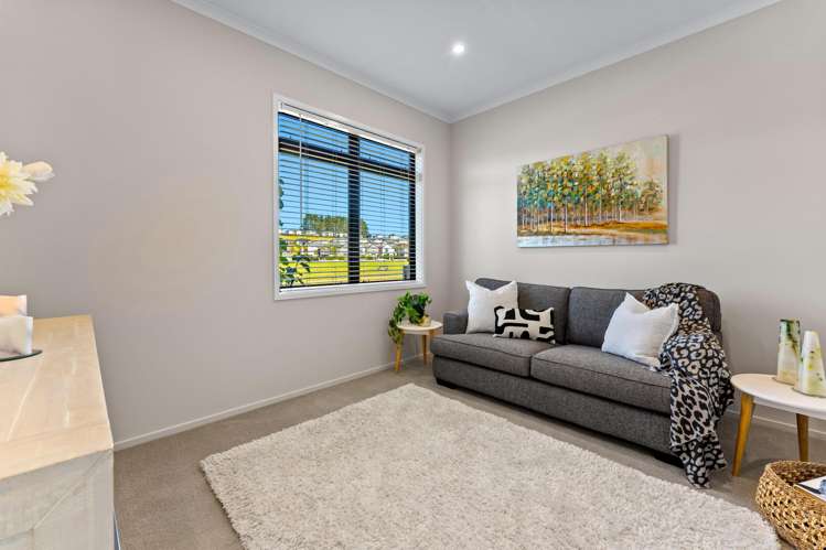 127 Bonair Crescent Silverdale_9