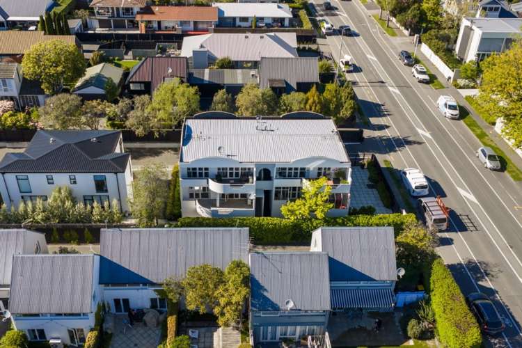 2/102 Rossall Street Merivale_22
