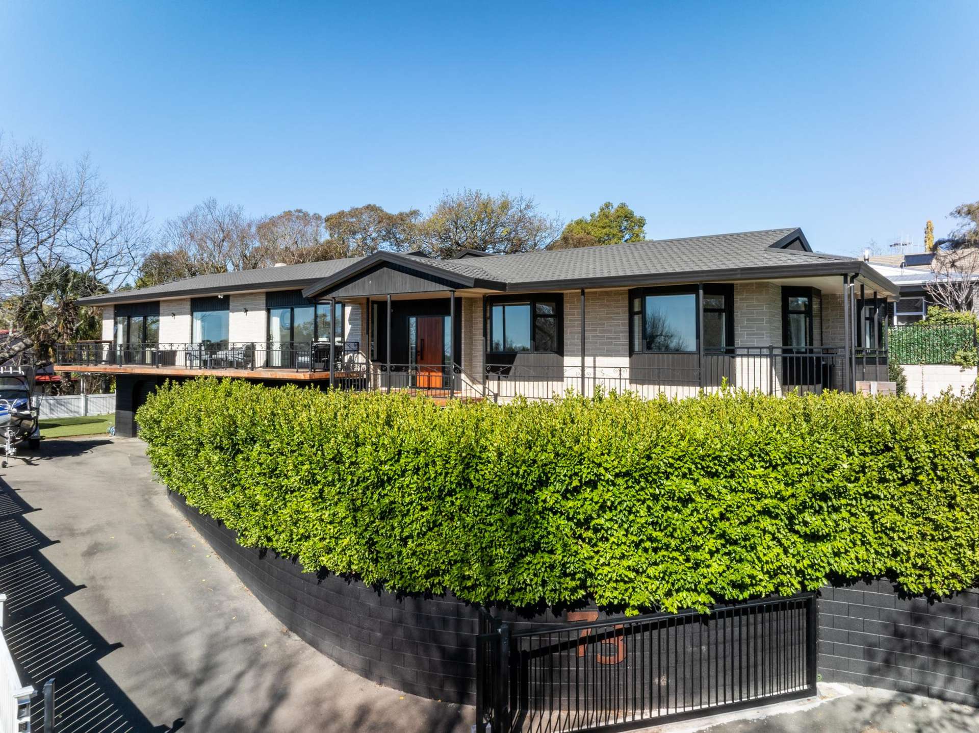 73 James Cook Street Havelock North_0