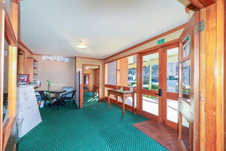 270 North Road North East Valley_6