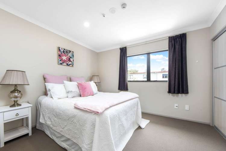 12/46 Carlos Drive Flat Bush_11