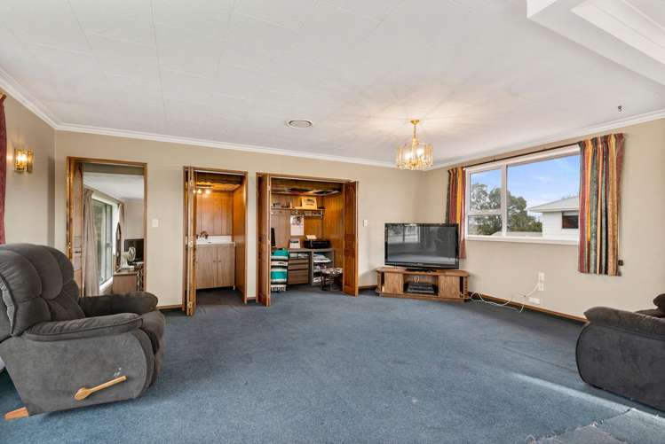 2311 Main South Road Burnham_11