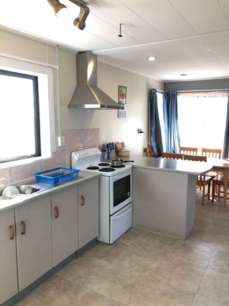 523 Massey Road Mangere_5