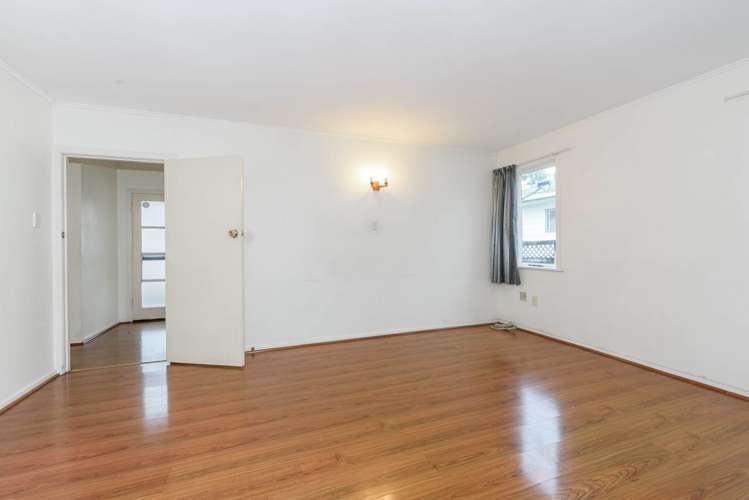 38 Buscomb Avenue Henderson_7