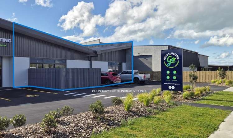 2/6 Cube Court Richmond_1