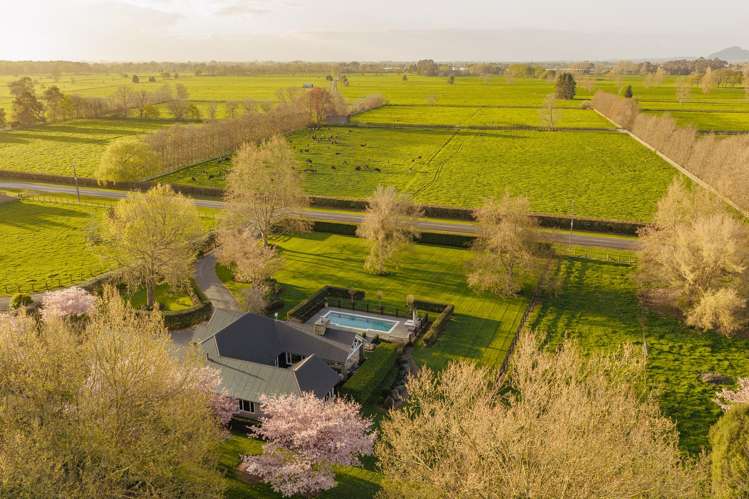 204 Mclarnon Road Cambridge_36