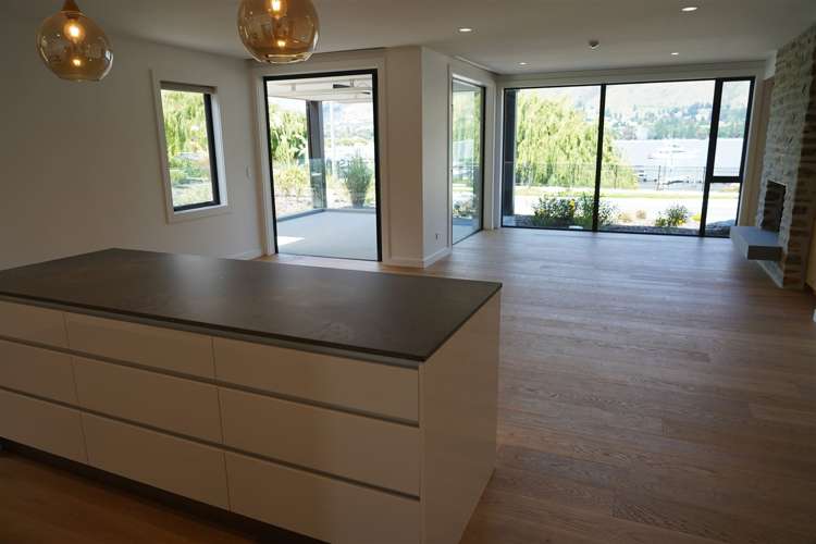 Apt 37/65 - 93 Lakeside Road Wanaka_6