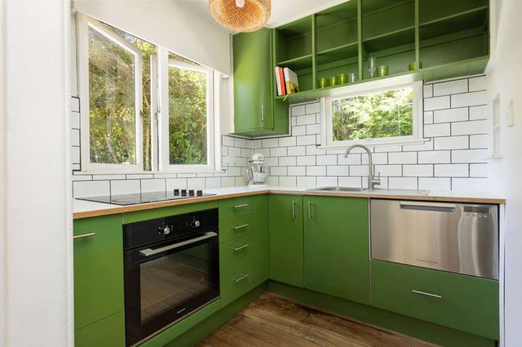 29 Kaurilands Road Titirangi_4