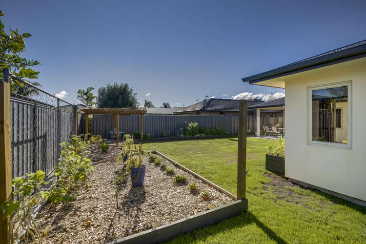 6 Palliser Place Poraiti_22