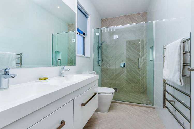 3 Percival Lane Silverdale_13