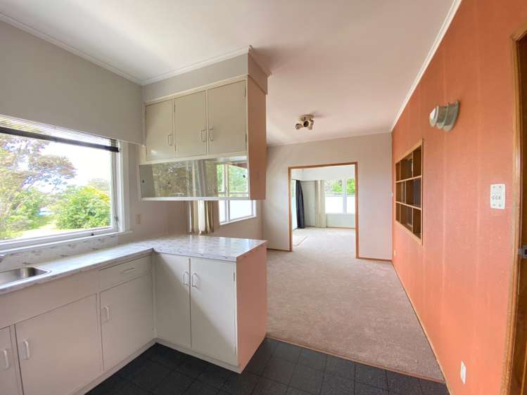 38 Beaubank Road Kelston_5