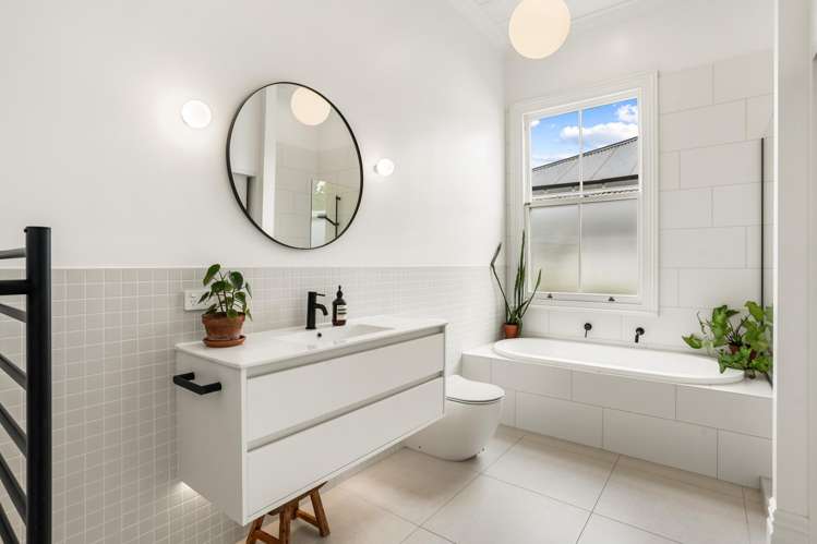 25 Volcanic Street Mount Eden_11