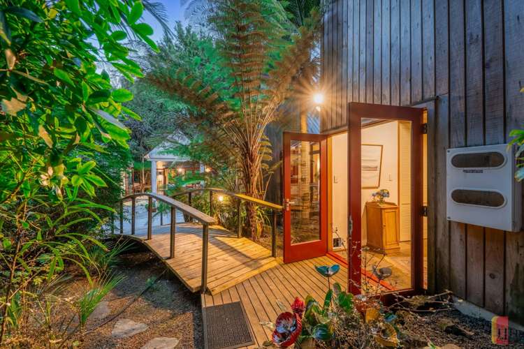 14 Kingsclere Place Goodwood Heights_12