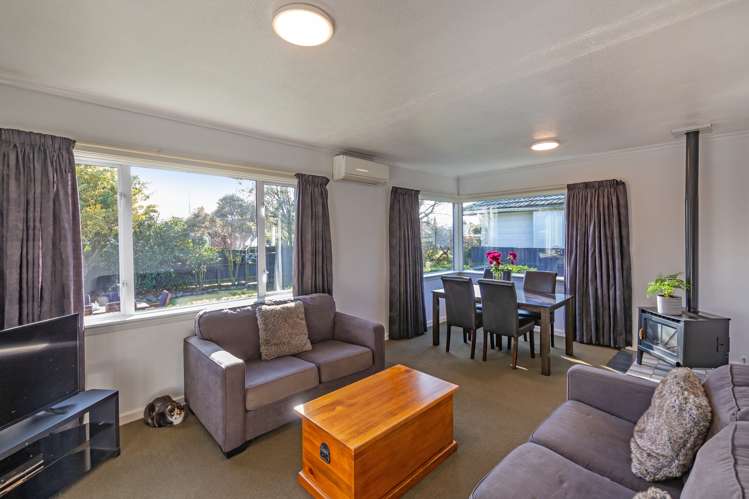 94 Racecourse Road Sockburn_14