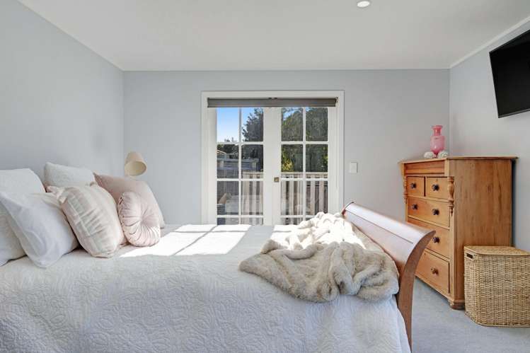 62 Beach Road Mellons Bay_20