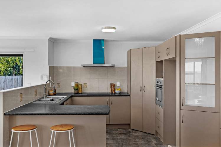 22 Keri Vista Rise Papakura_2