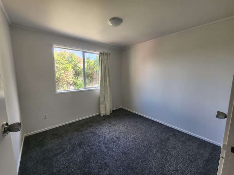 22 Parrs Cross Road 11401_8