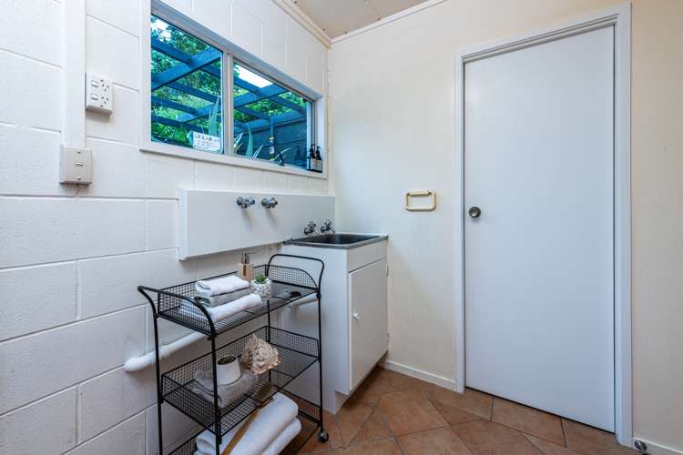 30 Amante Crescent Mairangi Bay_17