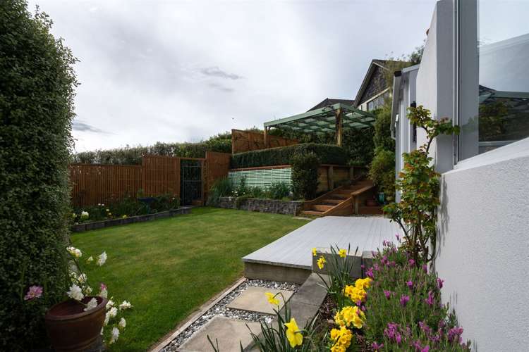 19 Lake View Place Fairhall_21