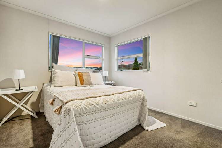 58 Salford  Crescent Flat Bush_15