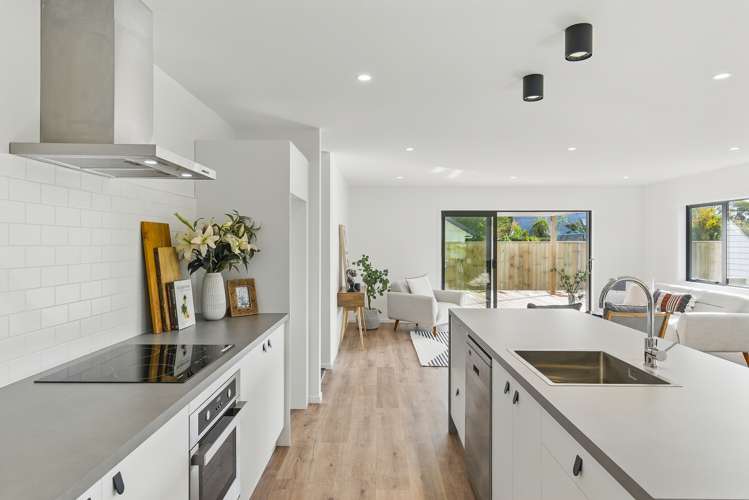 16 Te Awahohonu Lane Otaki_7