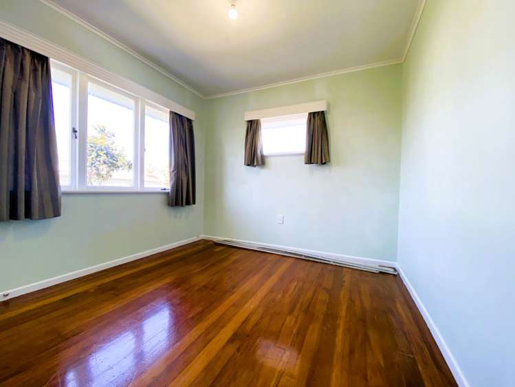 78 Hallberry Road Mangere East_5