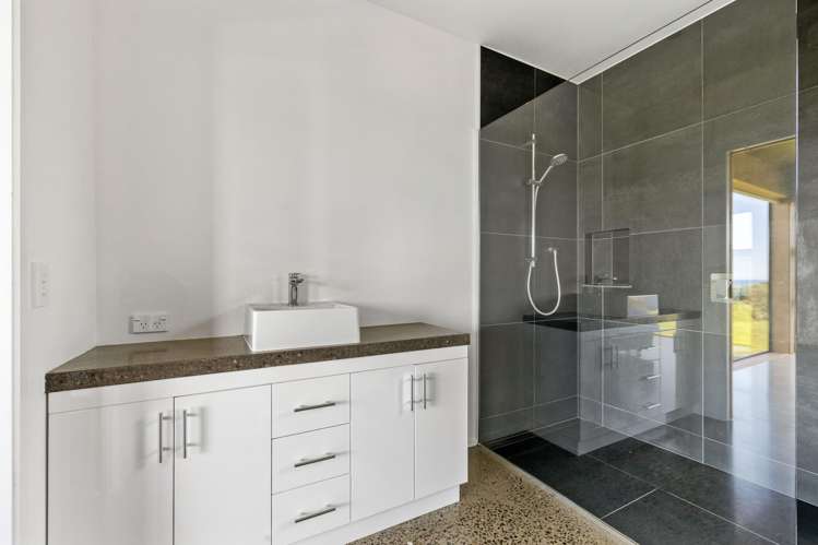 35 Tama Road Riversdale Beach_8