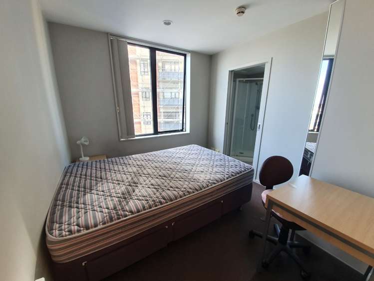 1002/36 Eden Crescent Auckland Central_4