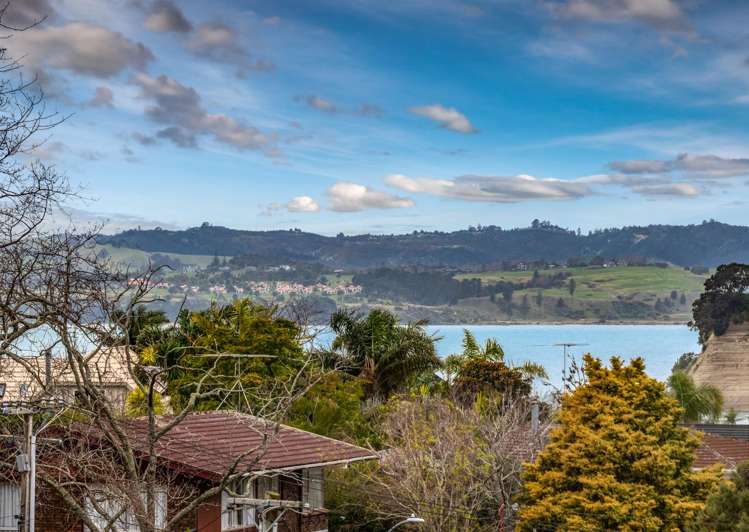 40 Glenfern Road Mellons Bay_2