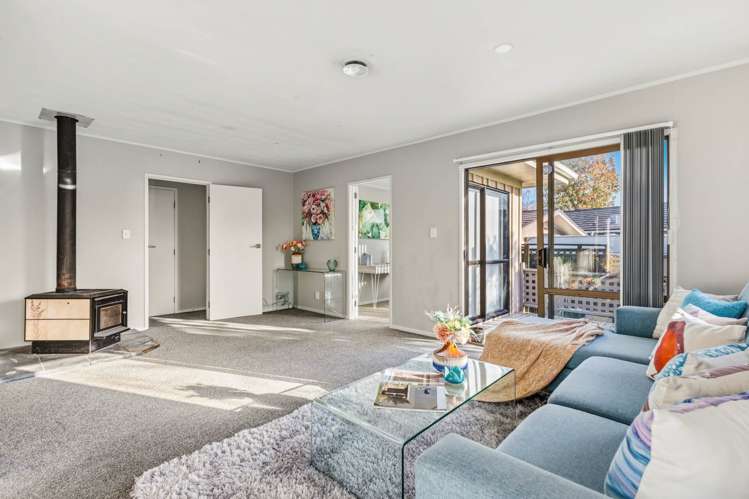 3 Crestlands Place Papakura_19