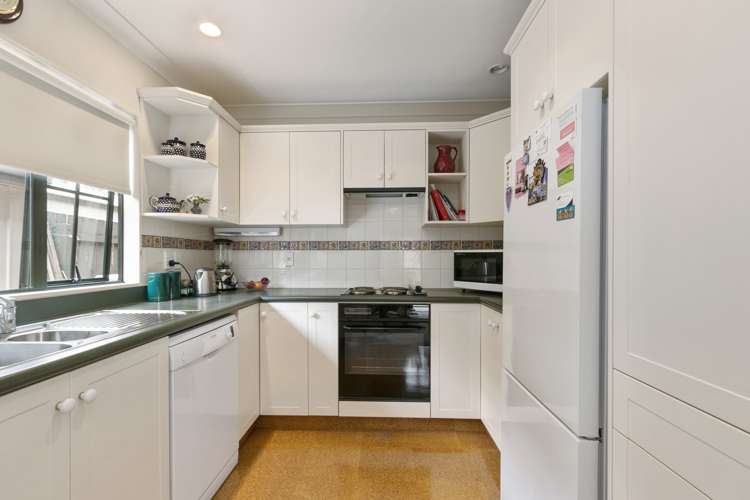 2/5 Birch Street Lower Hutt_6