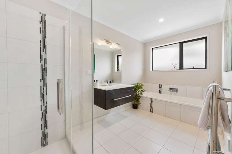 6 Robert Might Road Kumeu_15