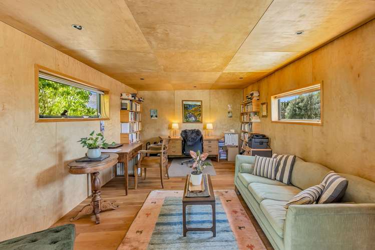 6 Thomson Gorge Road Tarras_23