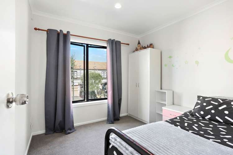 63/1 Ambrico Place New Lynn_7