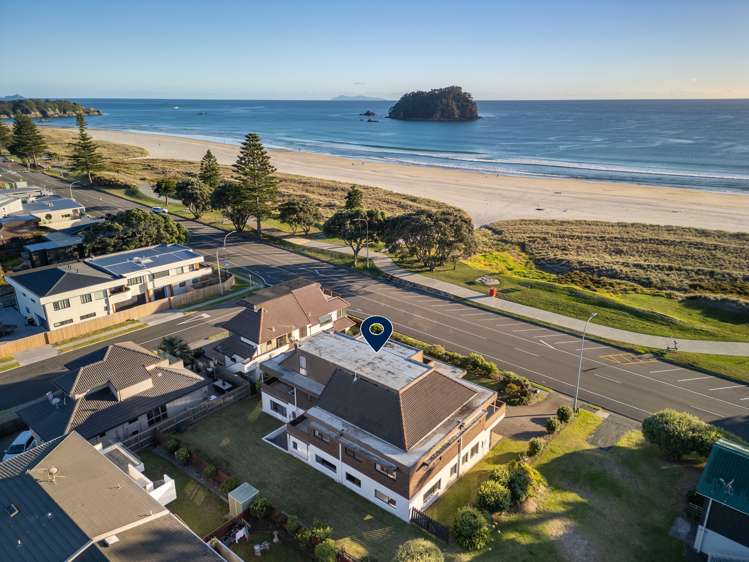 76 Marine Parade Mount Maunganui_24