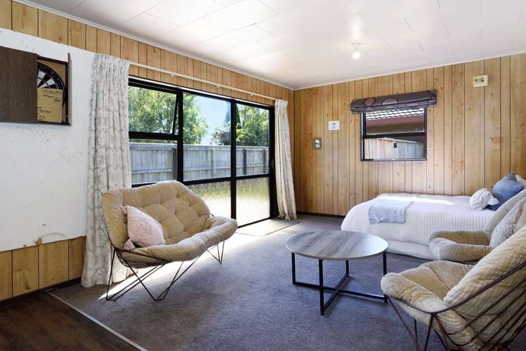 24 Starveall Street Brightwater_21