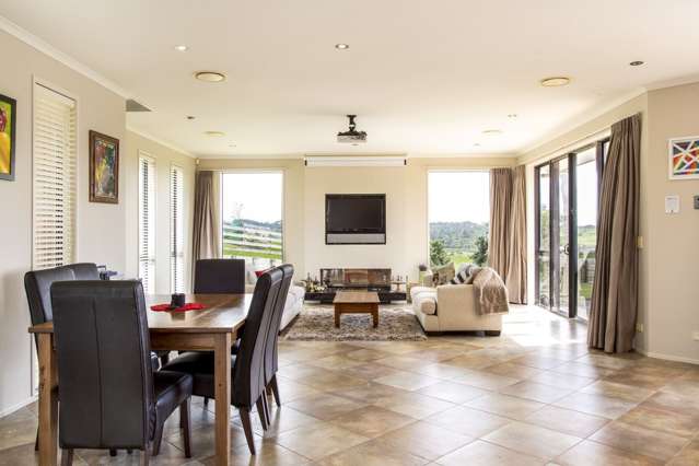 A/38 Kaipara Lake Road South Head_4