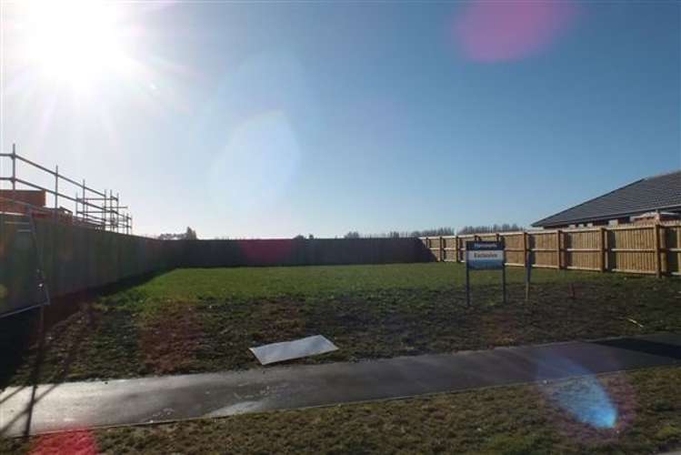 6 Vahsel Bay Place Wigram_7