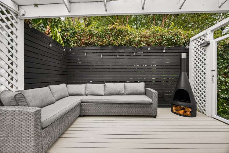 2 Hadfield Street Beach Haven_17