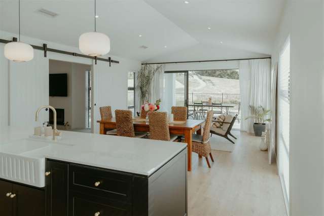 58 Les Wakefield Road Mapua_2