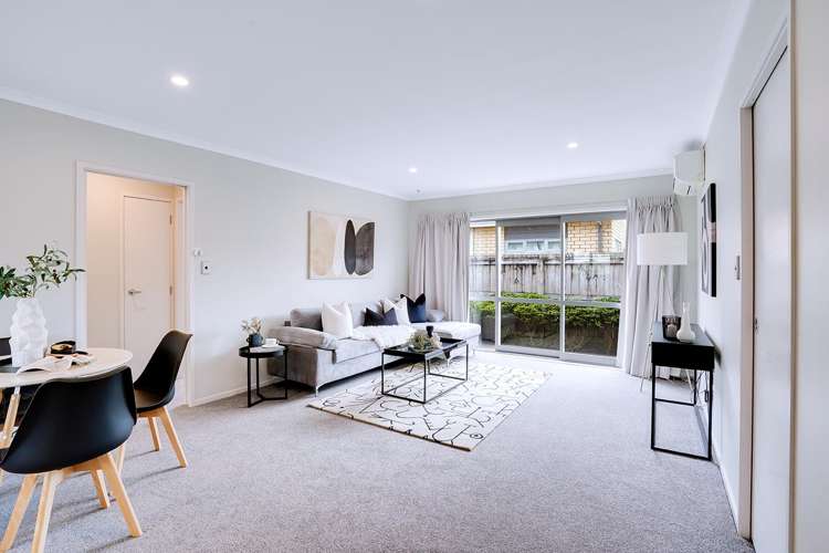 2/6 Blackburn Street_4
