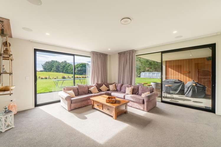 111 Blairlogie Close Otatara_9