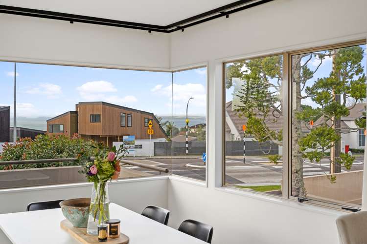 210 East Coast Road Forrest Hill_7